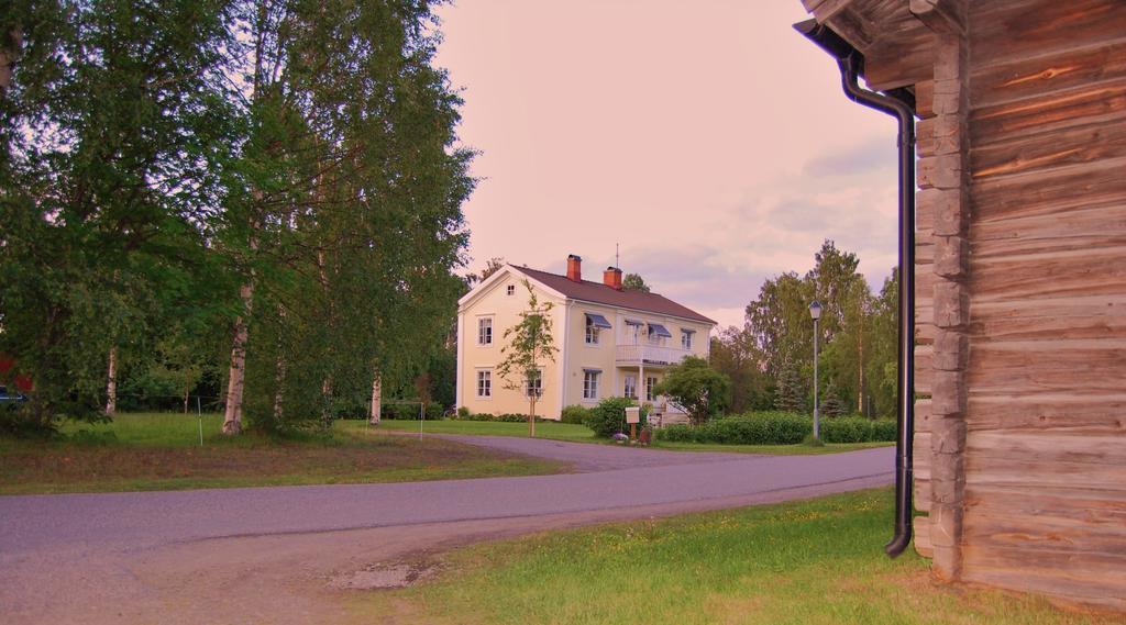 Brunnsgarden Bed & Breakfast Skellefteå Exterior foto
